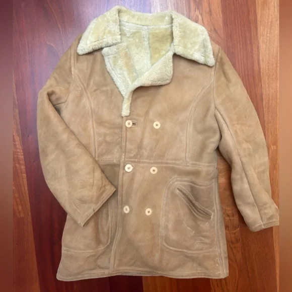 Vintage shearling jacket - Picture 1 of 3